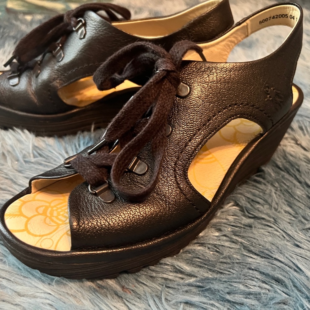 Black Fly London size 40 size 9 lace sandals
